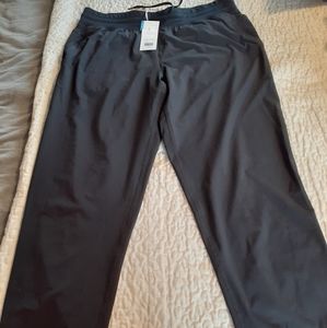 Athletic pants